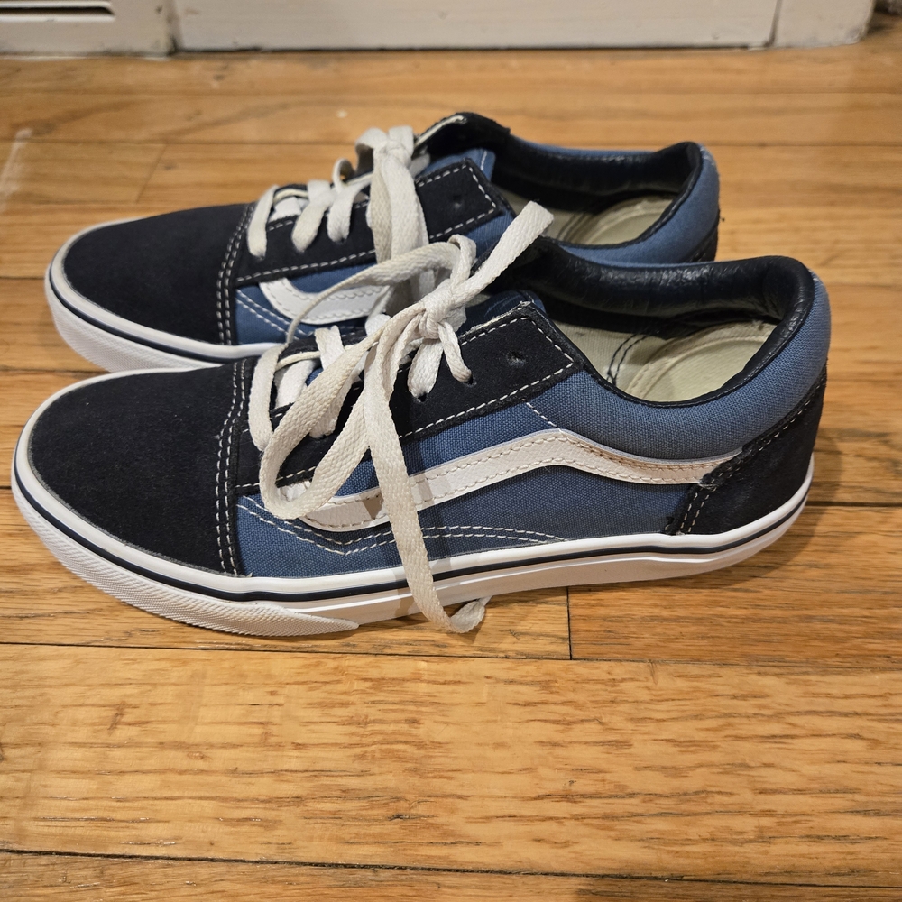 Vans Kids Sneakers in Blue and Black